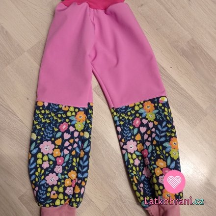 Květinové softshellove kalhoty