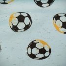 Úplet potisk fotbalové míče na světle modré melé